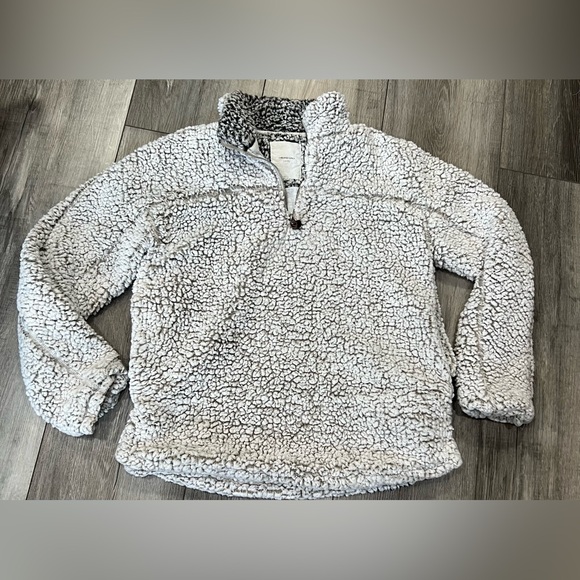 Thread & Supply Textured Gray Sherpa Pullover - Picture 1 of 2